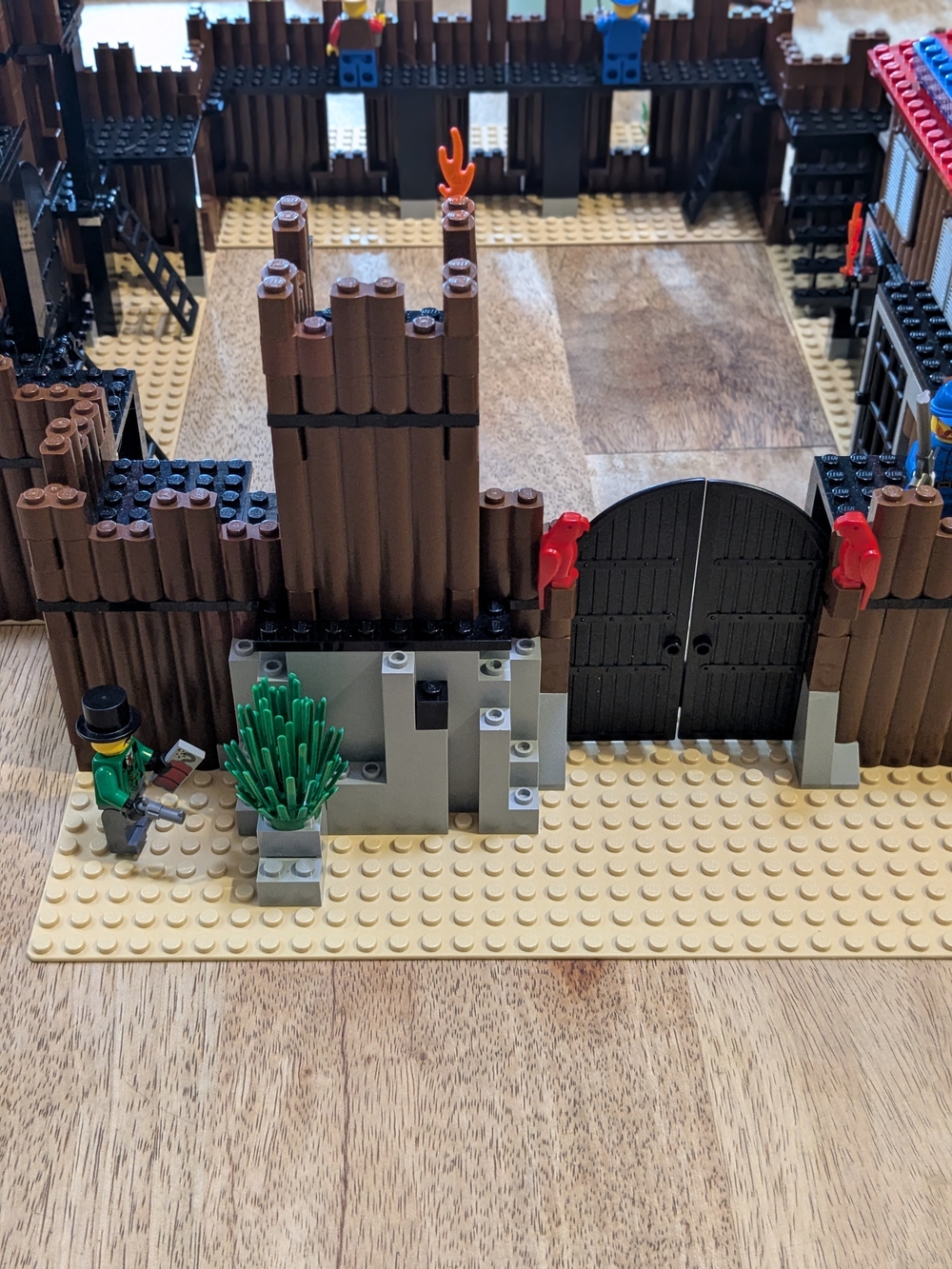 🔥 LEGO 6769 Fort Legoredo (1996) — RARE Classic Western Fort! 🔥 - Picture 13 of 16